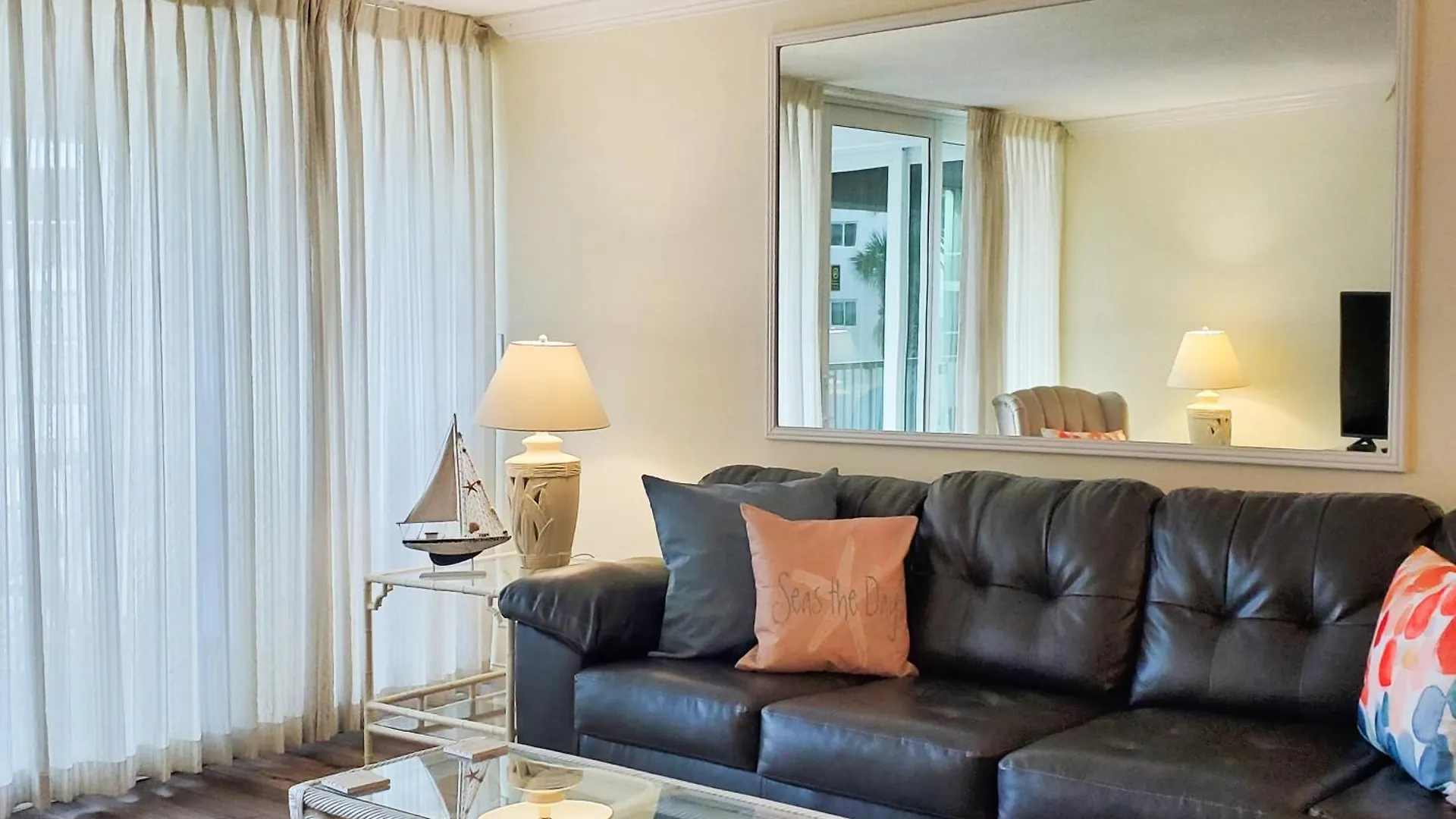 Shoreline Towers #1024 Destin Apartment