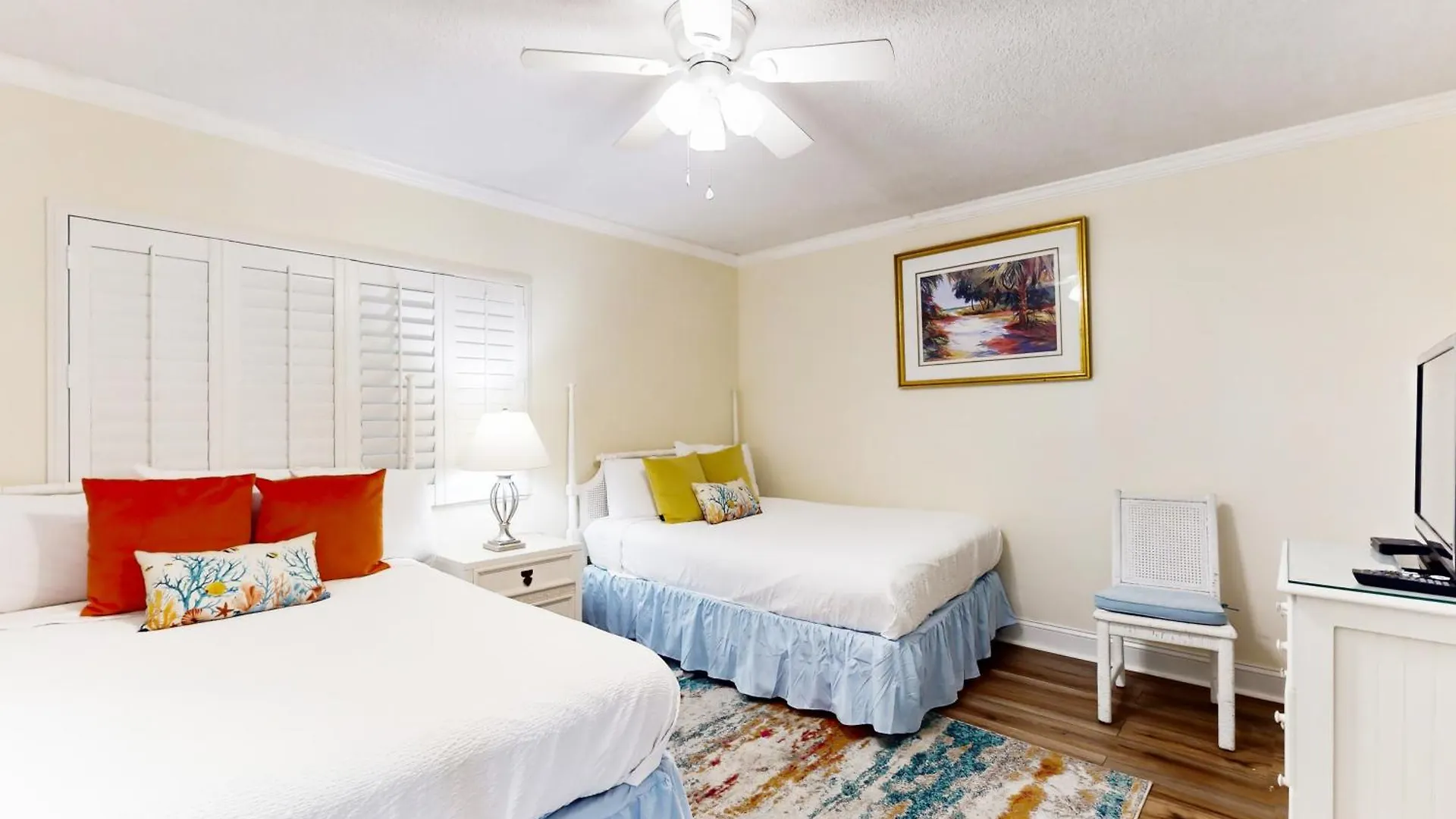 Apartment Shoreline Towers #1024 Destin